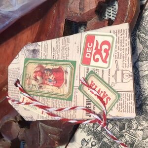 Vintage Christmas Gift Tag/Ornament "Santa"